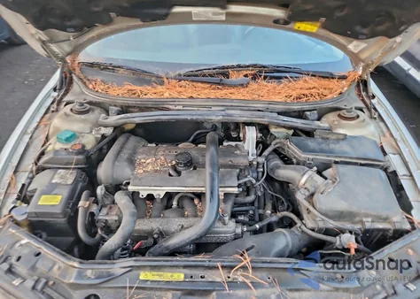 2004 Volvo S60 2.5T from USA, damaged, VIN YV1RH59H742408781